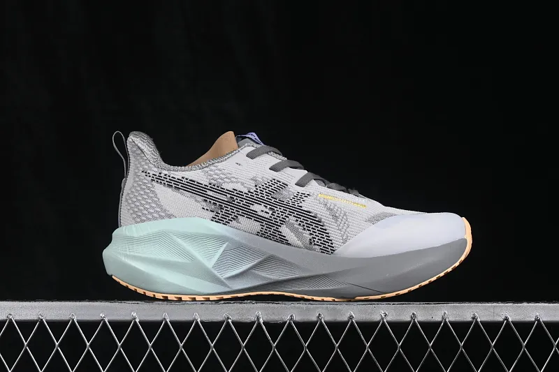 All categories Asics ASICS series Asics Novablast 5 1012B946-100